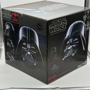Star Wars The Black Series Darth Vader Adjustable Plastic Mask, Black One Size